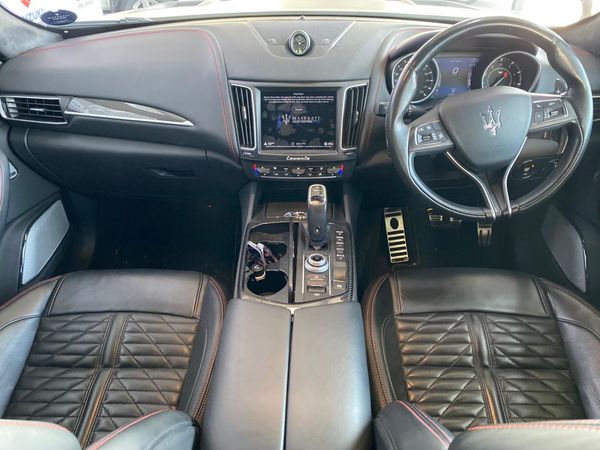 2022-Maserati-Levante-Trofeo image:5