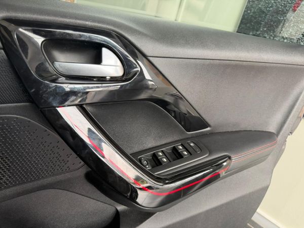 2021-Peugeot-208-12T-PureTech-GT-Line-Auto-5-dr image:12