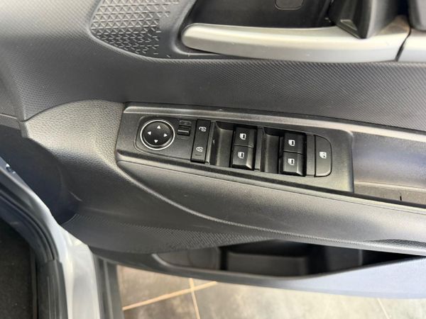2024-Kia-Sonet-15-LX-CVT image:18