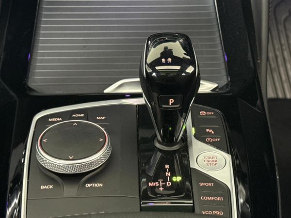 2022-BMW-X4-xDrive20d-M-Sport image:9