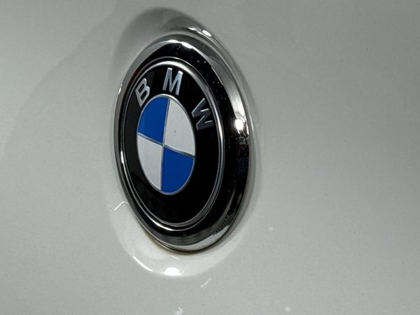 2022-BMW-X4-xDrive20d-M-Sport image:10