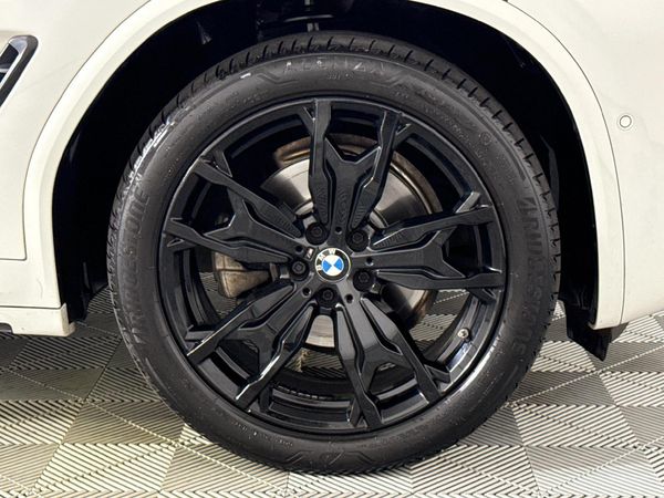 2022-BMW-X4-xDrive20d-M-Sport image:5