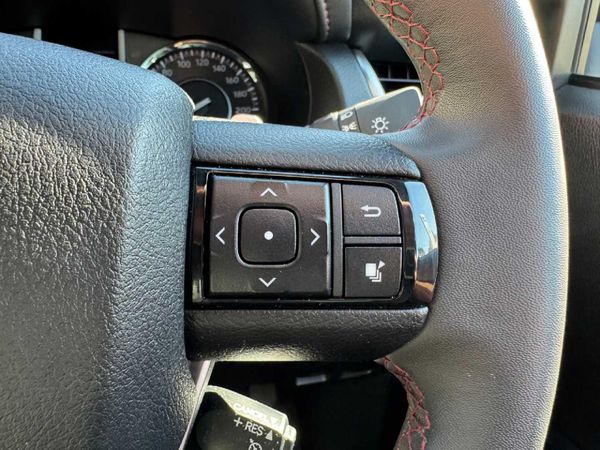 2024-Toyota-Fortuner-28-GD-6-RB-Auto image:9