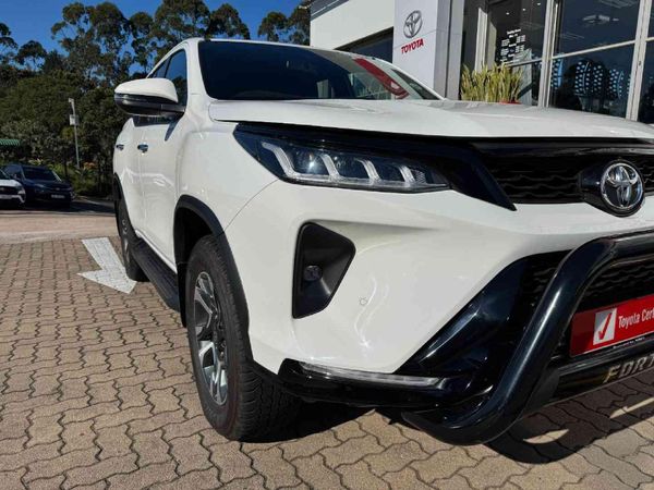 2024-Toyota-Fortuner-28-GD-6-RB-Auto image:1