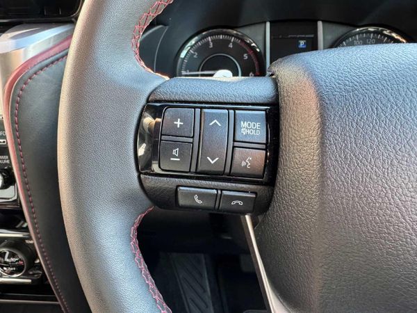 2024-Toyota-Fortuner-28-GD-6-RB-Auto image:8
