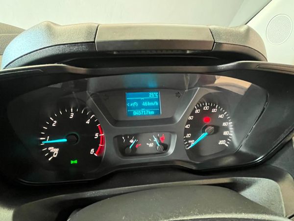 2021-Ford-Tourneo-Custom-22-TDCi-Trend-LWB-92kW image:12