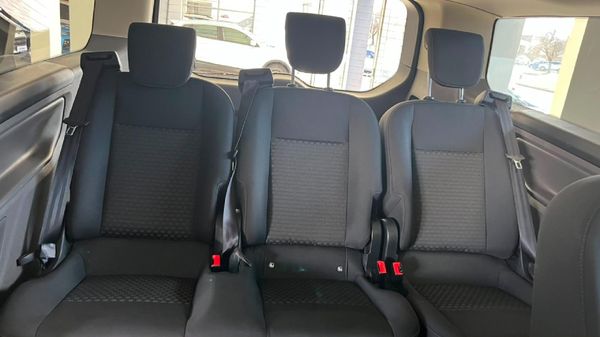 2021-Ford-Tourneo-Custom-22-TDCi-Trend-LWB-92kW image:16