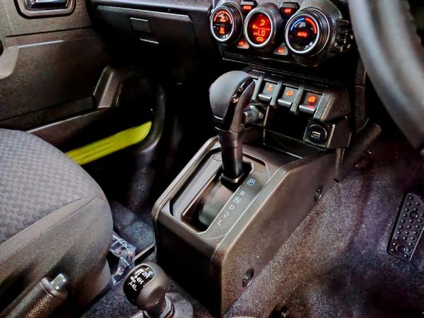 2026-Suzuki-Jimny-15-GLX-AllGrip-5-Door-Auto image:9