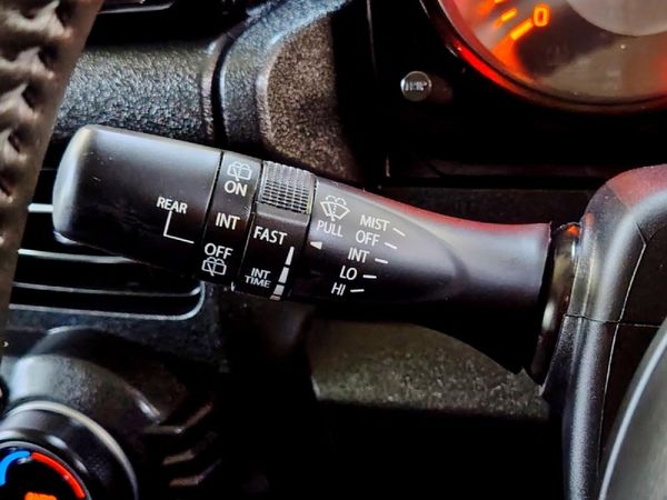 2026-Suzuki-Jimny-15-GLX-AllGrip-5-Door-Auto image:16