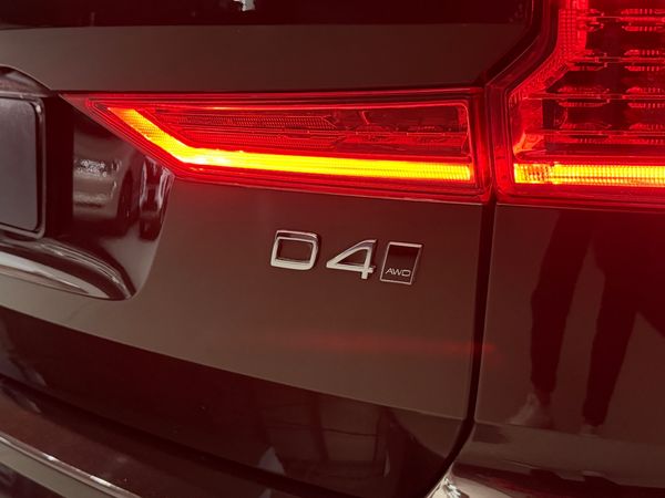 2020-Volvo-XC60-D4-Momentum-Auto-AWD image:9