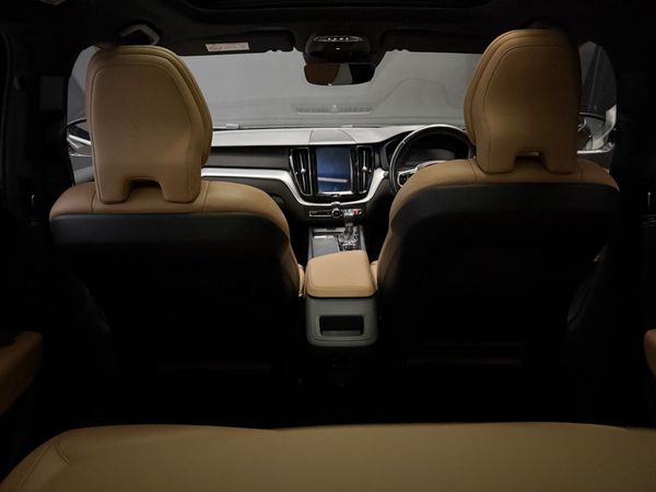 2020-Volvo-XC60-D4-Momentum-Auto-AWD image:27