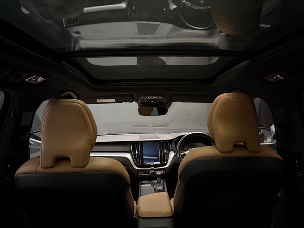 2020-Volvo-XC60-D4-Momentum-Auto-AWD image:28
