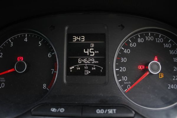 2022-Volkswagen-Polo-Vivo-14-Comfortline-5-dr image:20