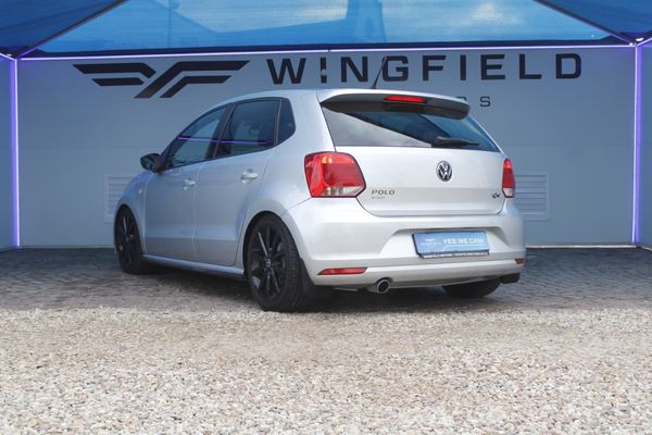2022-Volkswagen-Polo-Vivo-14-Comfortline-5-dr image:3
