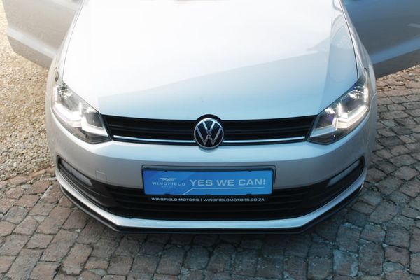 2022-Volkswagen-Polo-Vivo-14-Comfortline-5-dr image:7