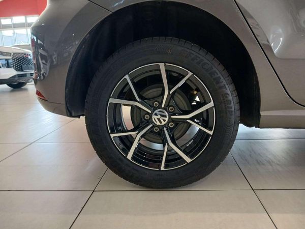2022-Volkswagen-Polo-Vivo-14-Trendline-5-dr image:9