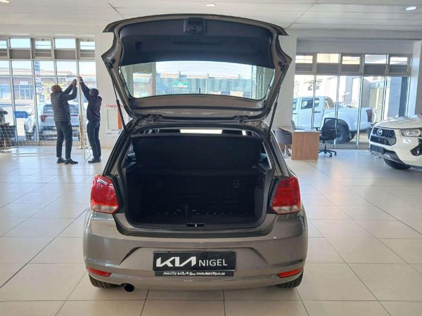 2022-Volkswagen-Polo-Vivo-14-Trendline-5-dr image:4