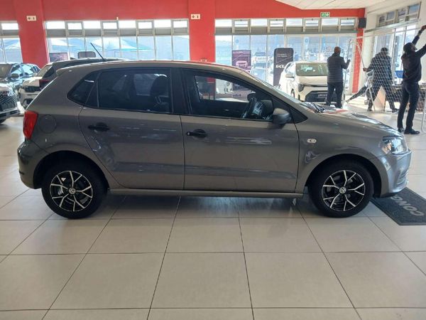 2022-Volkswagen-Polo-Vivo-14-Trendline-5-dr image:5
