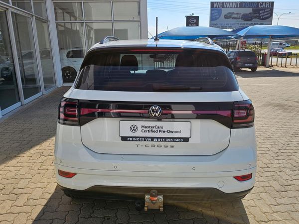 2022-Volkswagen-T-Cross-10-TSI-Comfortline image:3