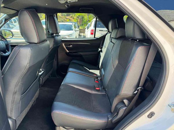 2025-Toyota-Fortuner-28GD-6-4x4-GR-S-Auto image:24