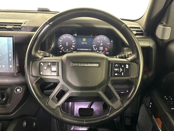 2022-Land-Rover-Defender-130-D300-X-Dynamic-HSE image:10