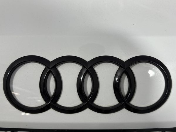 2022-Audi-RS3-Sportback-Quattro-Auto image:11