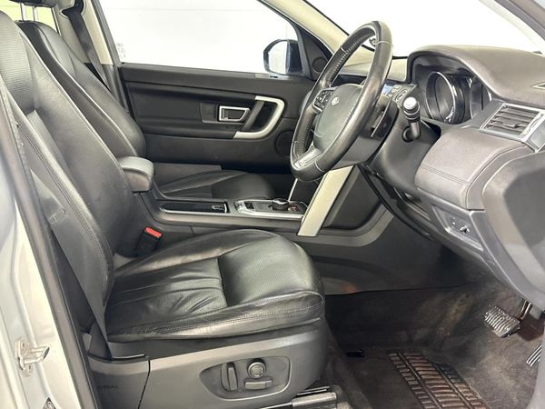2018-Land-Rover-Discovery-Sport-20D-HSE-177kW image:9