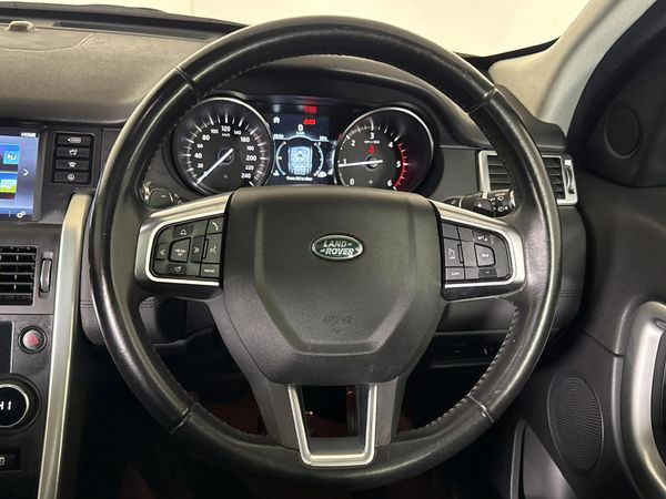 2018-Land-Rover-Discovery-Sport-20D-HSE-177kW image:11