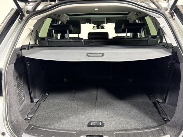 2018-Land-Rover-Discovery-Sport-20D-HSE-177kW image:13