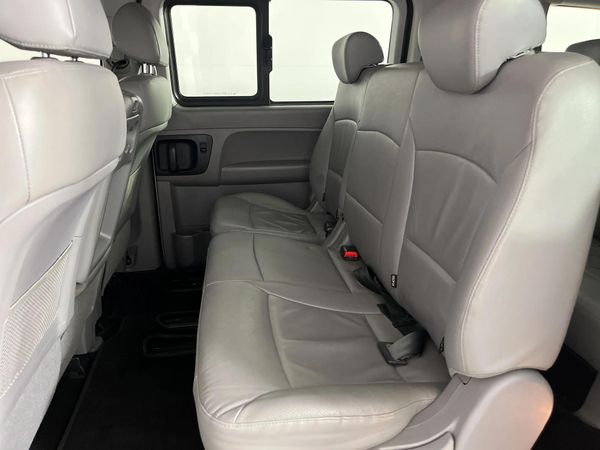 2019-Hyundai-H-1-25-CRDi-Elite-Auto image:3