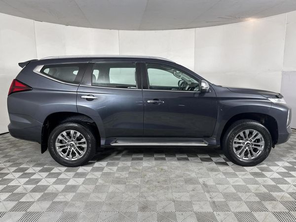 2021-Mitsubishi-Pajero-Sport-24D-Auto image:16