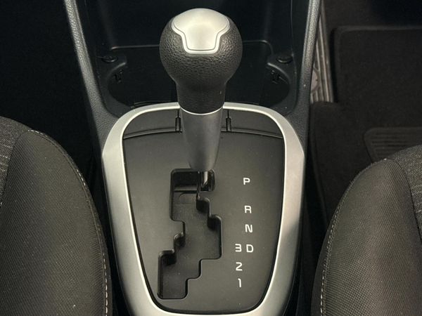 2021-Kia-Picanto-10-Street-Auto image:9