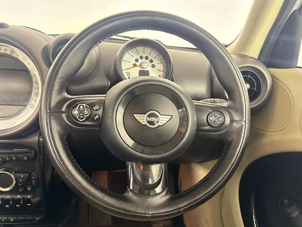 2012-MINI-Countryman-Cooper-Auto image:12