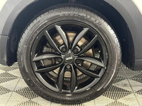 2012-MINI-Countryman-Cooper-Auto image:4