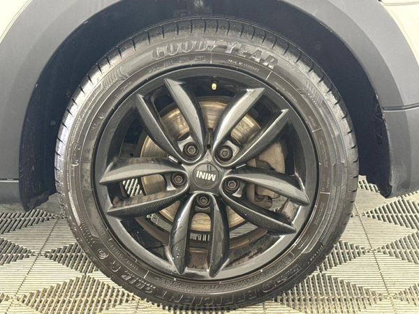 2012-MINI-Countryman-Cooper-Auto image:5