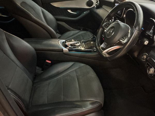 2019-Mercedes-Benz-GLC-Coupe-250d image:13