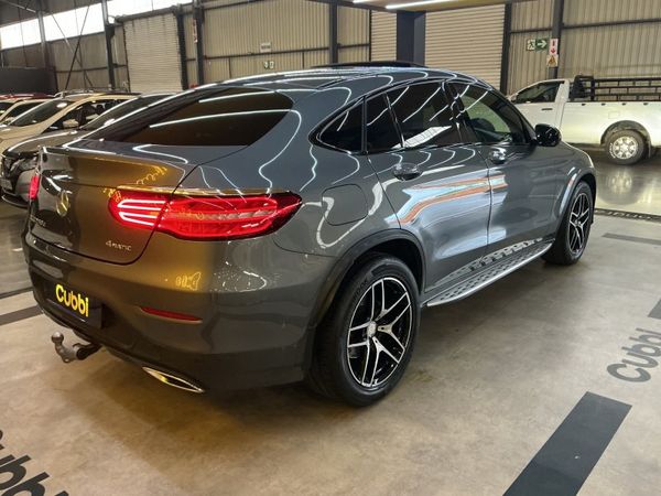 2019-Mercedes-Benz-GLC-Coupe-250d image:7