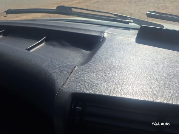 1991-BMW-3-Series-318i-Auto image:5