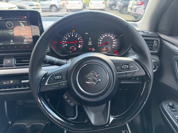 2026-Suzuki-Swift-12-GLX image:10