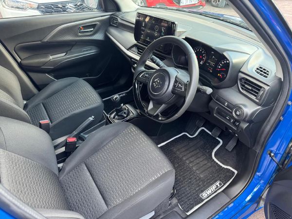 2026-Suzuki-Swift-12-GLX image:8
