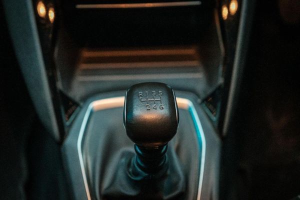 2022-Peugeot-208-12T-Allure image:19