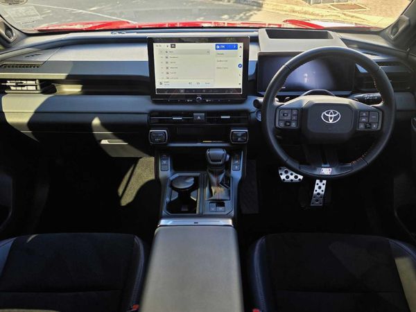 2026-Toyota-RAV4-25-GR-S-Hybrid-CVT-Auto-E-Four image:16