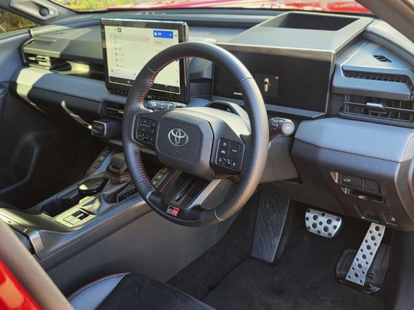 2026-Toyota-RAV4-25-GR-S-Hybrid-CVT-Auto-E-Four image:17