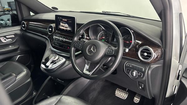 2019-Mercedes-Benz-V-Class-V-250d-Avantgarde-Auto image:12