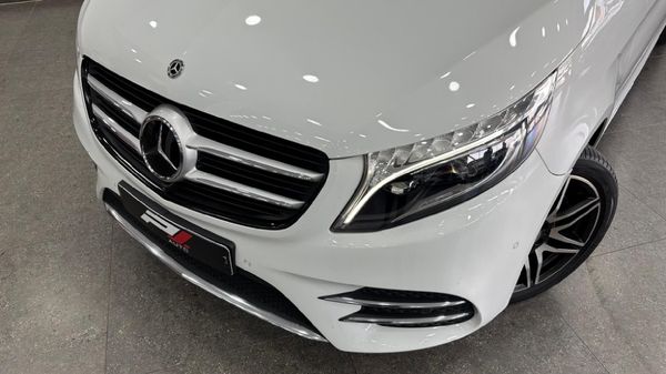 2019-Mercedes-Benz-V-Class-V-250d-Avantgarde-Auto image:1