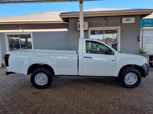 2022-Isuzu-D-Max-250C-Fleetside-Single-Cab image:1