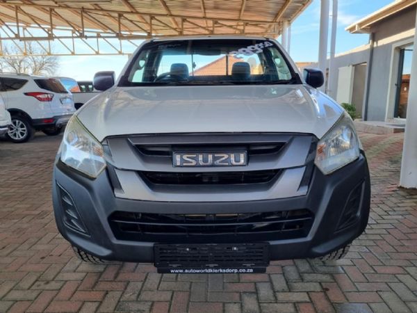 2022-Isuzu-D-Max-250C-Fleetside-Single-Cab image:7