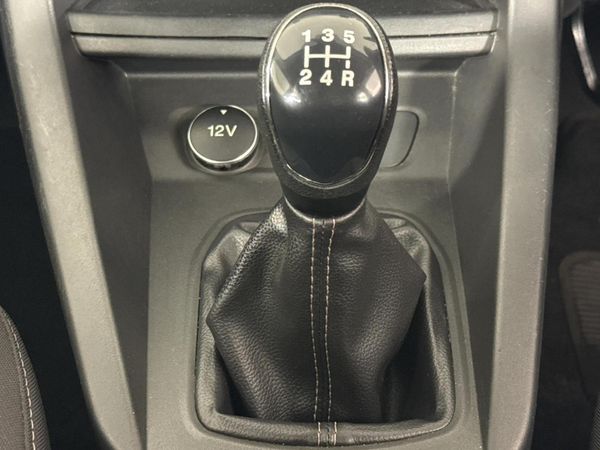 2020-Ford-Figo-15Ti-VCT-Ambiente-5-dr image:9