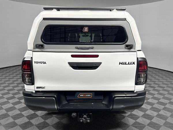 2018-Toyota-Hilux-24-GD-6-Raised-Body-SRX-Extended-Cab image:18