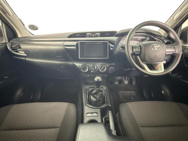 2018-Toyota-Hilux-24-GD-6-Raised-Body-SRX-Extended-Cab image:1